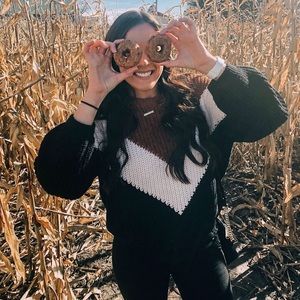 Meet your Posher, Nicollette